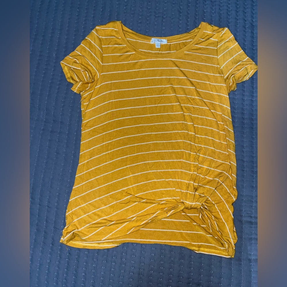 Britton Brand size small- worn twice - GOOD condition